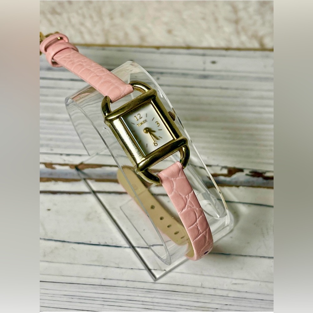 NEW BATTERY Y2K Timex Women’s Watch Pink Rose Leather Band Minimalist Gold‎ Tone